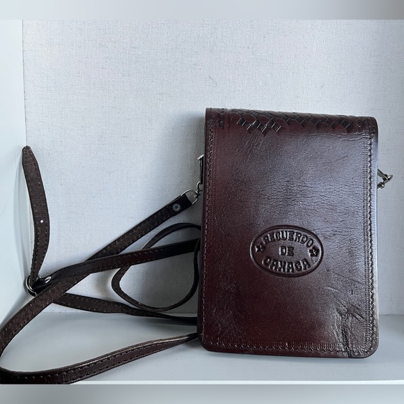Oaxaca Leather crossbody - Picture 2 of 5